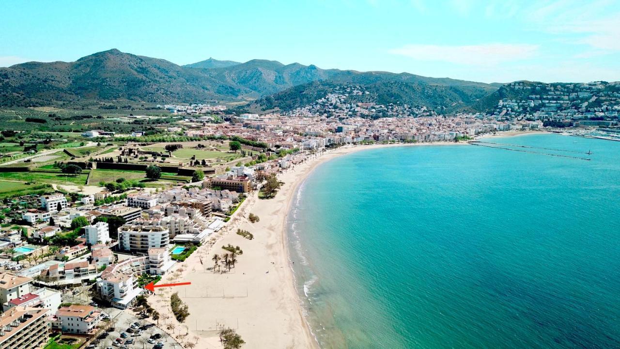 Roses Beach Esterno foto